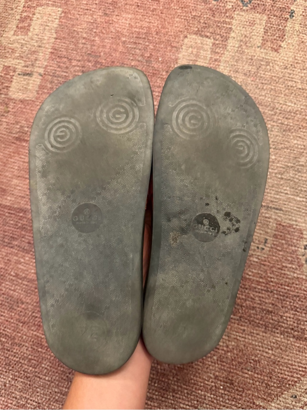 Gucci slides - Picture 2 of 4